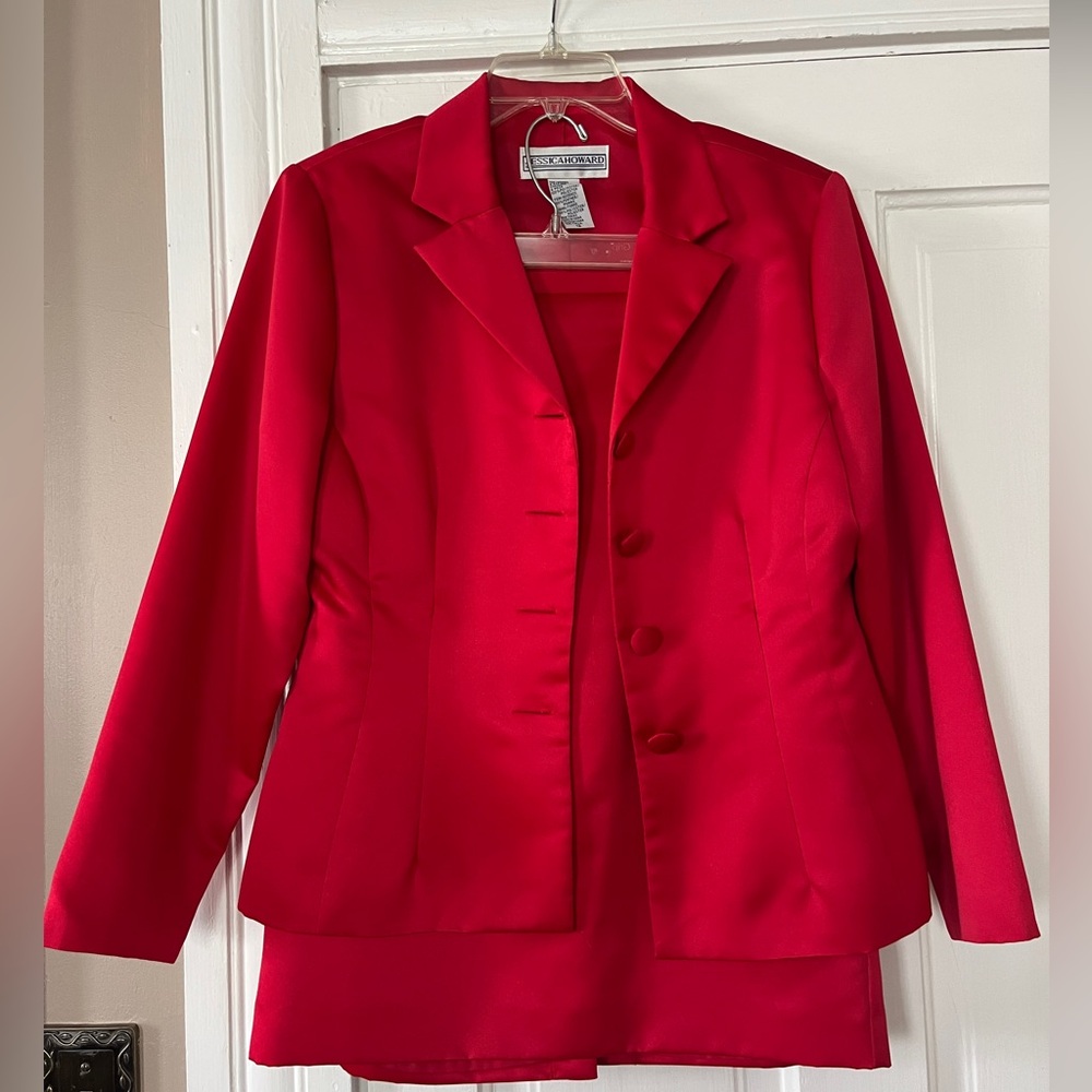 Vintage Jessica Howard 2 Piece Red Satin Suit Jacket Size 12, Skirt Size 8